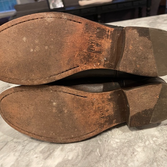 Frye Melissa Button Boot 8.5 (Dark Brown Brush Off) - Picture 3 of 3